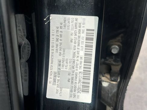 Used 2017 MAZDA MAZDA3 Sport w/ Preferred Equipment Package FWD image 9
