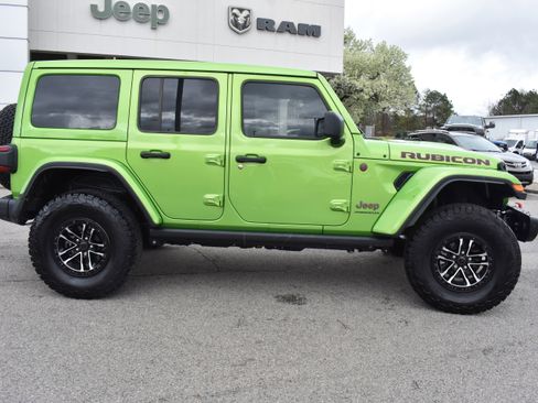 Used 2025 Jeep Wrangler Unlimited Rubicon image 10