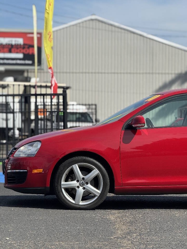 Used 2010 Volkswagen Jetta Limited Edition FWD image 17