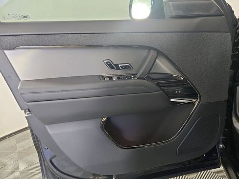 New 2026 Land Rover Range Rover Sport SE AWD/4WD image 12