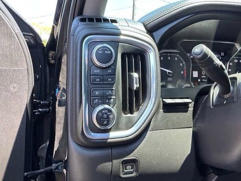 Used 2021 GMC Sierra 1500 Denali w/ Denali Ultimate Package AWD/4WD image 25