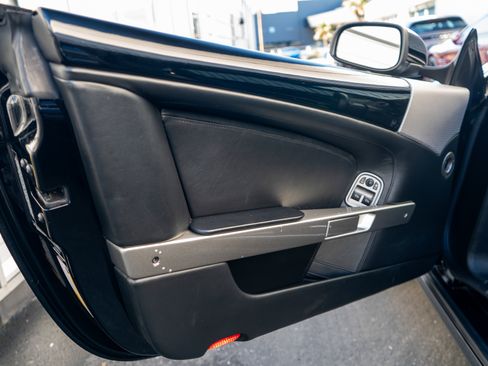 Used 2009 Aston Martin DB9 Volante image 12