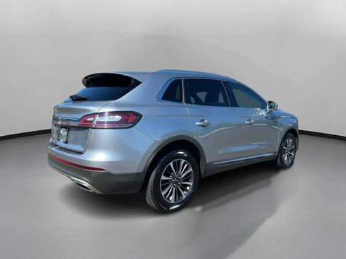 Used 2023 Lincoln Nautilus AWD w/ Premium Package image 9