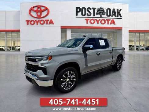 Used 2024 Chevrolet Silverado 1500 LT AWD/4WD image 8
