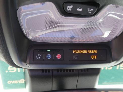 Certified 2025 Chevrolet Colorado W/T image 27