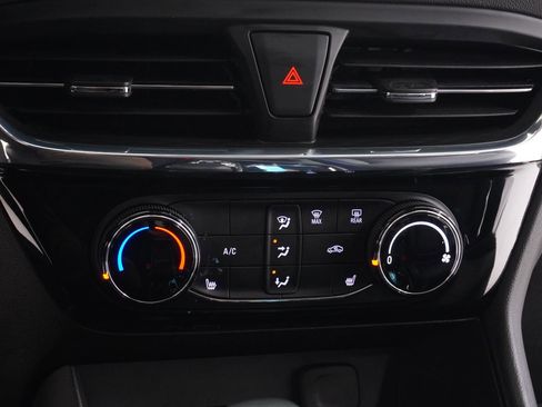 Used 2025 Buick Encore GX Sport Touring w/ Comfort Package image 24