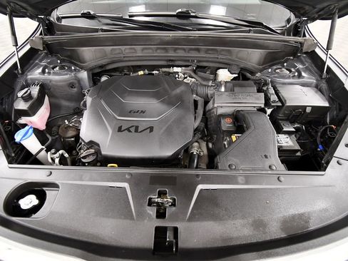 Used 2022 Kia Telluride EX image 12