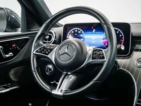 Used 2023 Mercedes-Benz C 300 Sedan image 15