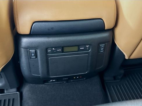 Used 2017 Nissan Armada Platinum w/ Captain Seat Package AWD/4WD image 28