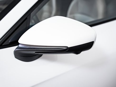 New 2026 Porsche Taycan RWD image 25