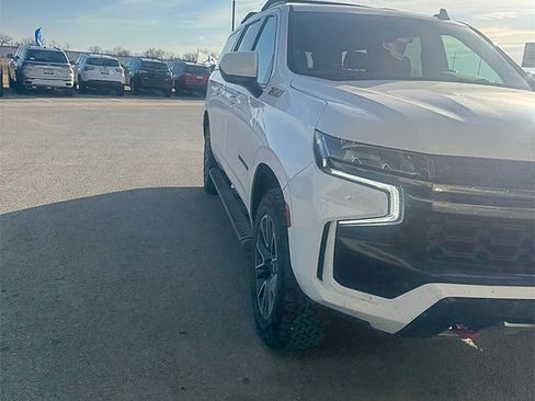 Used 2021 Chevrolet Suburban Z71 image 8