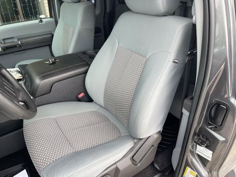 Used 2015 Ford F250 XLT w/ XLT Value Package image 28