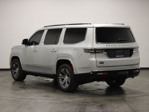 Used 2022 Jeep Grand Wagoneer Series I AWD/4WD image 6