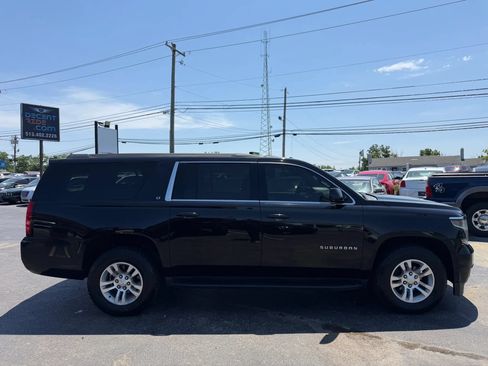Used 2020 Chevrolet Suburban LT AWD/4WD image 2