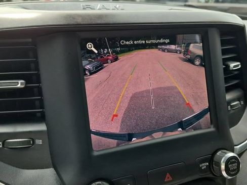 Used 2019 RAM 1500 Big Horn AWD/4WD image 18