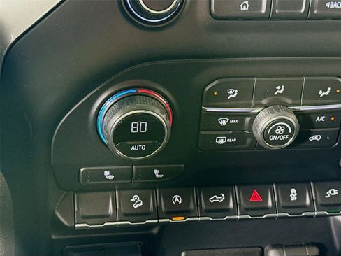 Used 2020 Chevrolet Silverado 1500 LT Trail Boss image 14