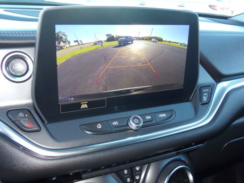 Used 2024 Chevrolet Blazer LT w/ Convenience Package image 18