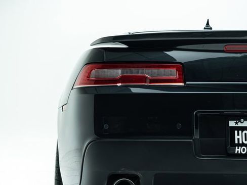 Used 2015 Chevrolet Camaro SS w/ RS Package image 16