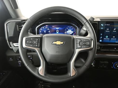Used 2024 Chevrolet Silverado 2500 LT w/ Convenience Package AWD/4WD image 33