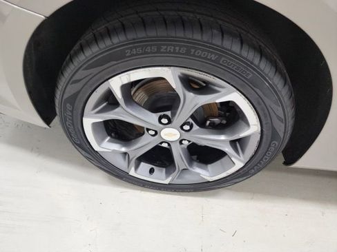 Used 2023 Chevrolet Malibu LT image 9