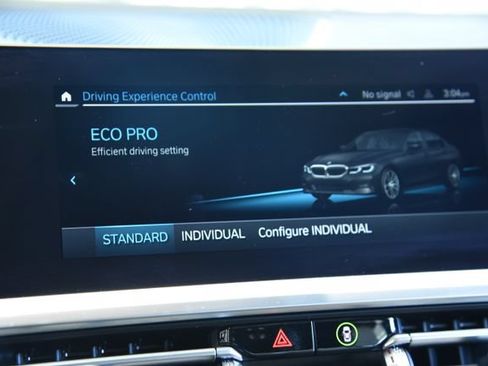Used 2021 BMW 330i xDrive Sedan AWD/4WD image 40