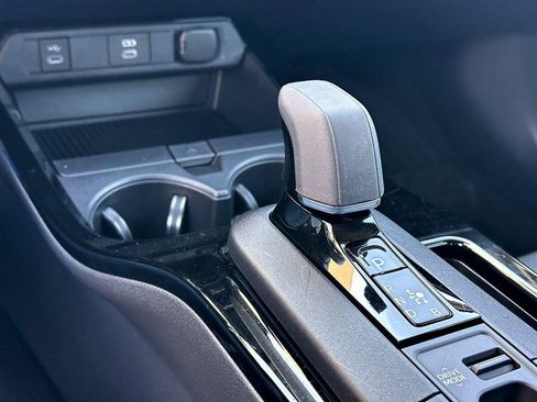 Used 2024 Toyota Prius Limited w/ Limited Premium Package image 18