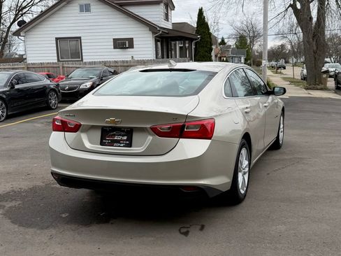Used 2016 Chevrolet Malibu LT image 6