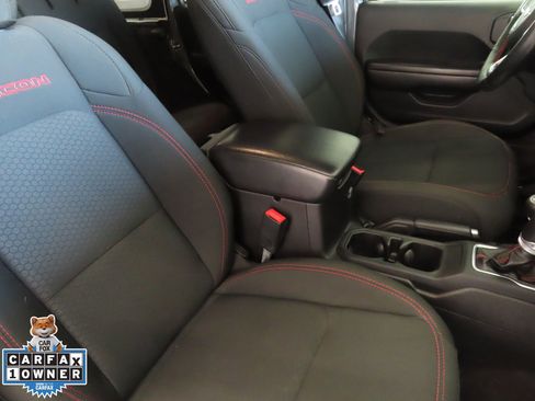 Used 2021 Jeep Wrangler Unlimited Rubicon image 28