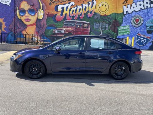 Certified 2020 Toyota Corolla LE w/ Protection Package image 2