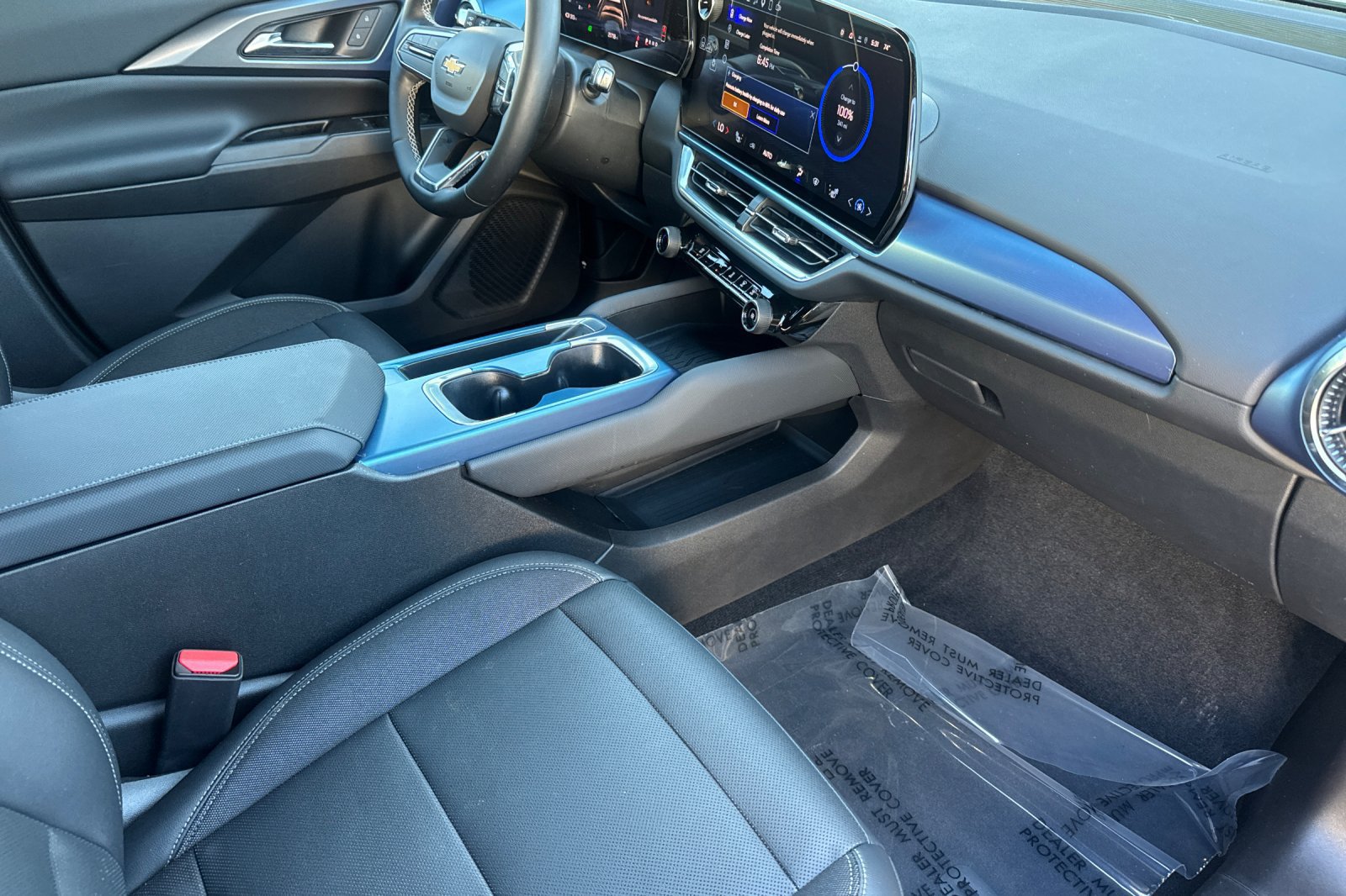 Used 2024 Chevrolet Equinox EV LT FWD image 20