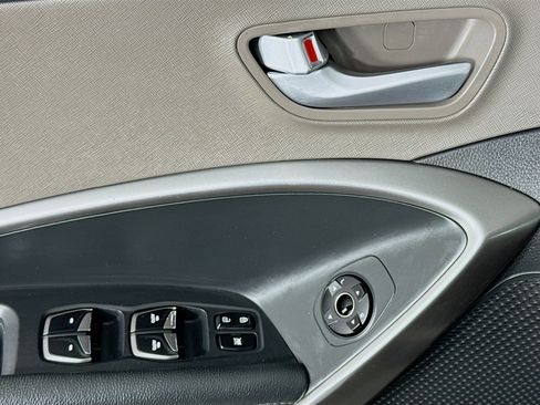 Used 2017 Hyundai Santa Fe SE w/ SE Premium Package 02 image 23