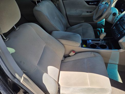 Used 2013 Nissan Altima 2.5 S FWD image 13