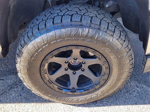 Used 2017 Chevrolet Silverado 1500 LT w/ All Star Edition image 15