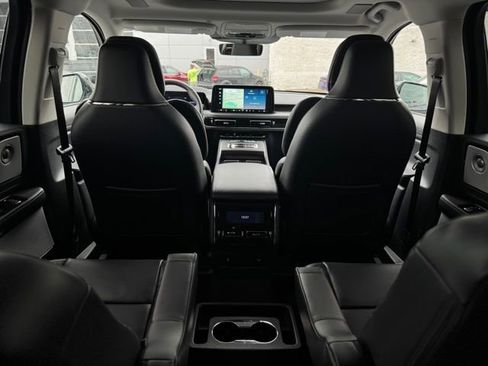 New 2026 Lincoln Aviator AWD image 26