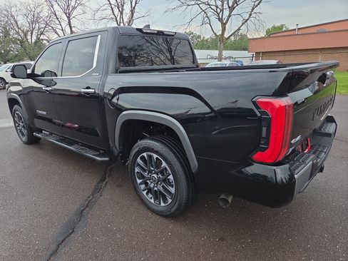 Used 2023 Toyota Tundra Limited AWD/4WD image 5