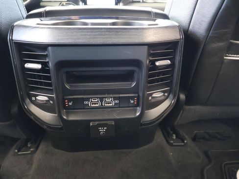 Used 2022 RAM 1500 Limited AWD/4WD image 43
