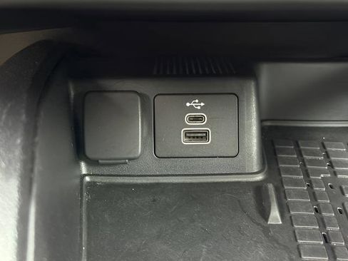 Used 2025 Ford Bronco Sport Badlands AWD/4WD image 13