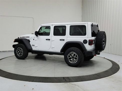New 2026 Jeep Wrangler Unlimited Rubicon w/ Technology Group image 5