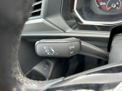 Used 2019 Volkswagen Jetta SE FWD image 11