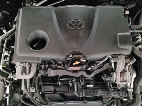 Used 2020 Toyota Camry SE image 30