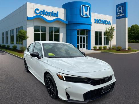 Used 2025 Honda Civic Sport image 9