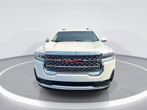 Used 2021 GMC Acadia Denali w/ Denali Technology Package image 3