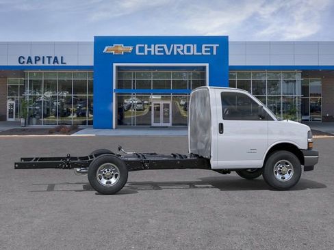 New 2025 Chevrolet Express 3500 w/ Power Convenience Package RWD image 5