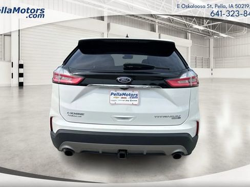 Used 2020 Ford Edge Titanium w/ Class II Trailer Tow Package AWD/4WD image 4