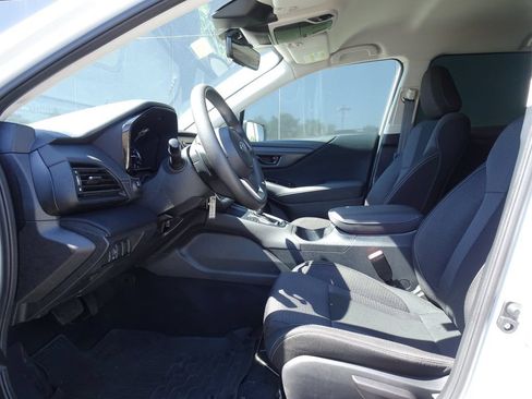 Used 2024 Subaru Outback AWD/4WD image 7