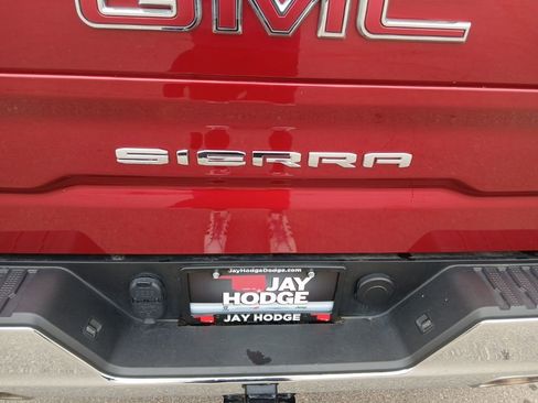 Used 2021 GMC Sierra 1500 SLT image 9