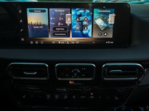 New 2026 Nissan Sentra SR image 28