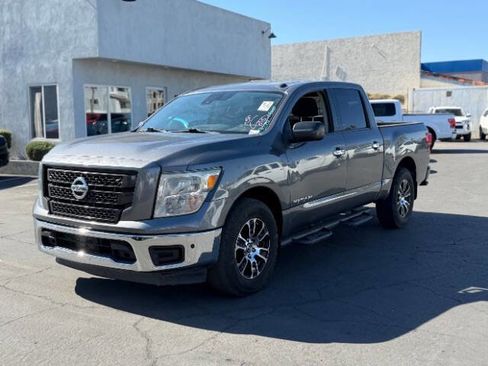 Used 2021 Nissan Titan SV w/ SV Convenience Package RWD image 6