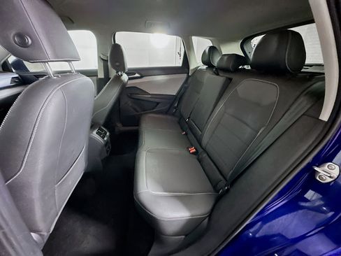 Used 2024 Volkswagen Taos SE image 26