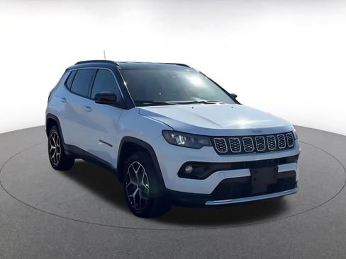Used 2025 Jeep Compass Limited AWD/4WD image 3